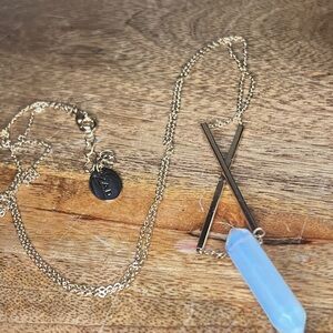 Elegant Blue Pendant Necklace